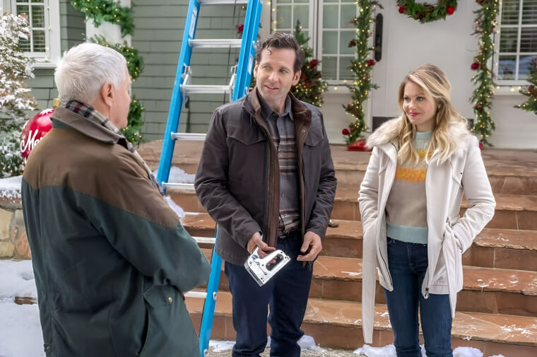 4. Switched for Christmas (2017)