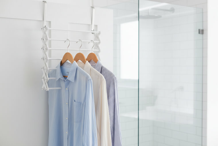 Hang a Folding Drying Rack on the Door