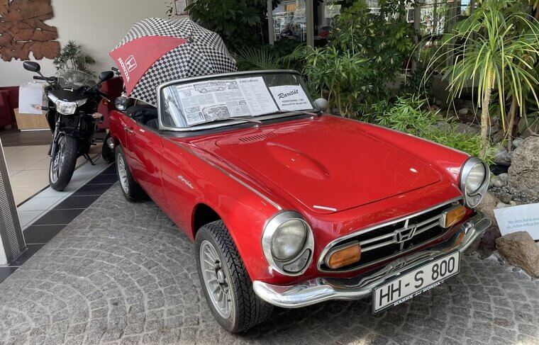 Best: 1967 Honda S800