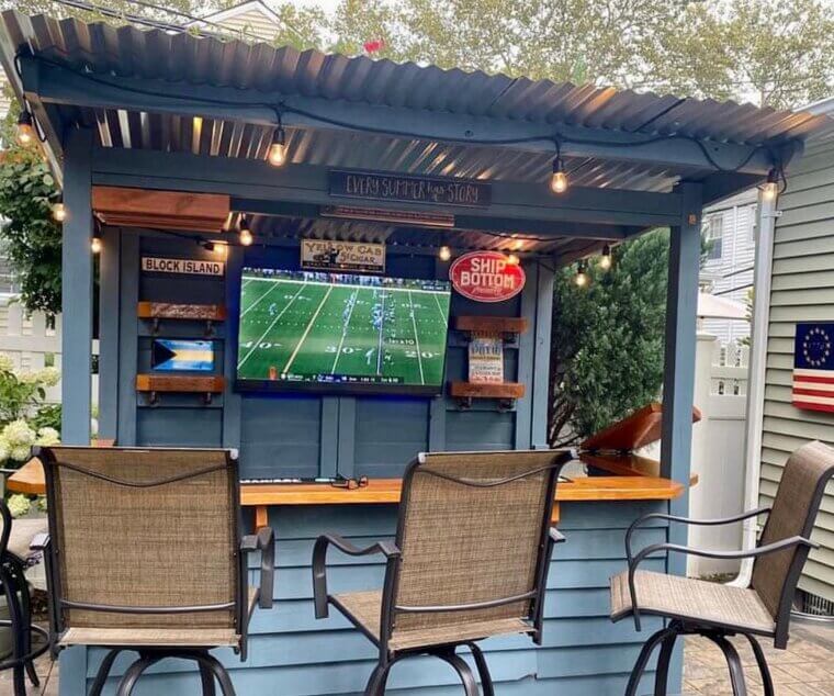 DIY Outdoor Bar