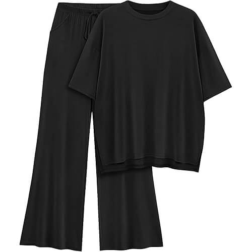 Breezy Oversized Lounge Set that Keeps You Cool and Chic. 
