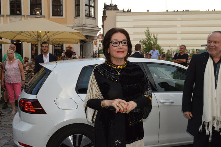 Nana Mouskouri - $280 Million