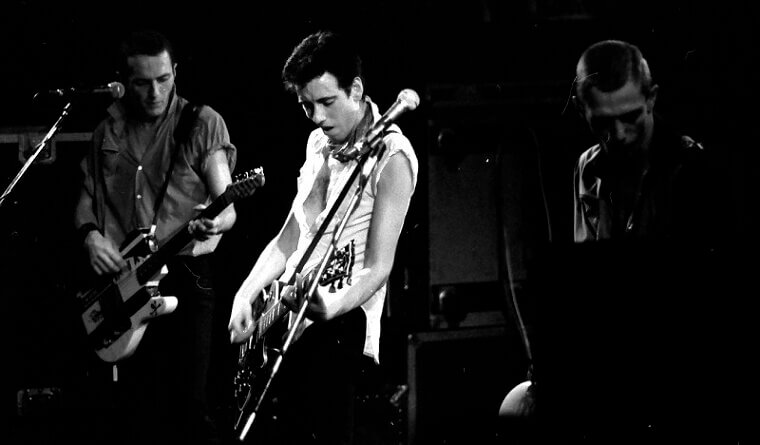 The Clash Appear as Street Punks in The King of Comedy