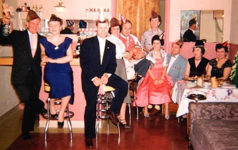 Feeling Pressure to Kiss at Midnight