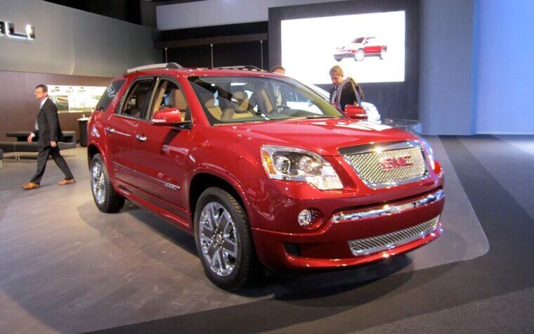GMC Acadia's Dismal Fuel Economy Real-World Numbers