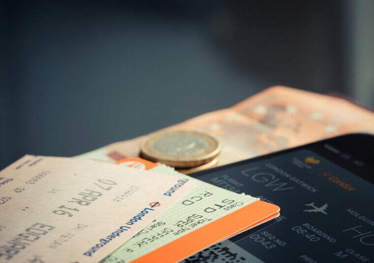 The Financial Regret of Exchanging Cash at Airport Kiosks