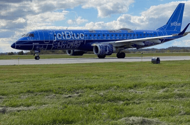 How Savvy Travelers Fly Business Class on an Economy Fare