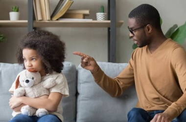7 Things You Should Never Say To Your Child