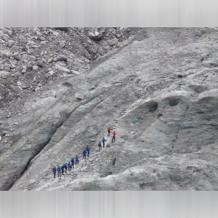 Rövid, feszült megállás