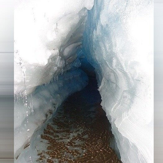 Merülés a barlangba