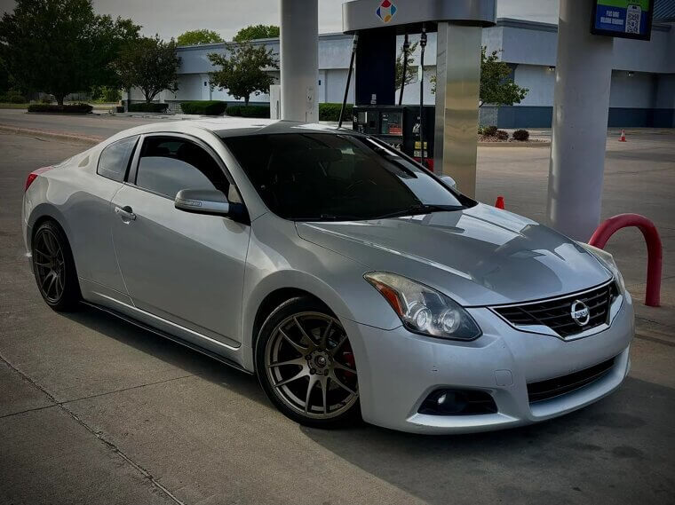 Nissan Altima (early 2010s)