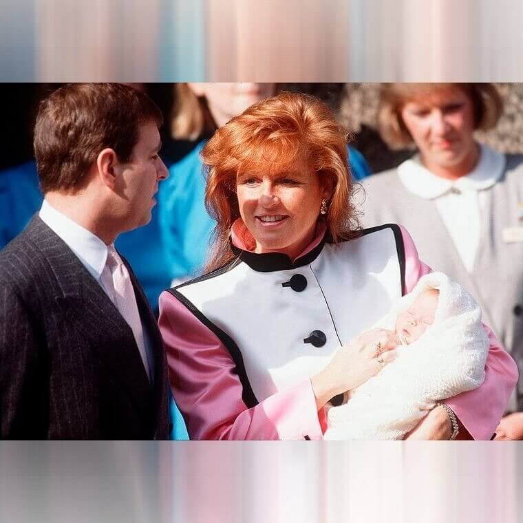 Er war während Sarahs erster Schwangerschaft abwesend