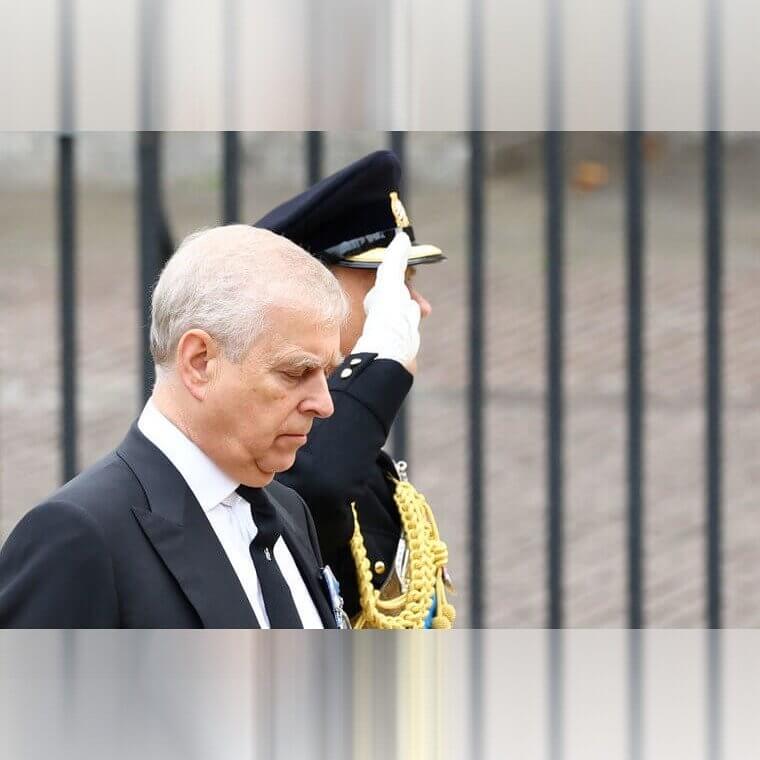 Andrews Antrag, den Fall zu verwerfen, wurde abgelehnt