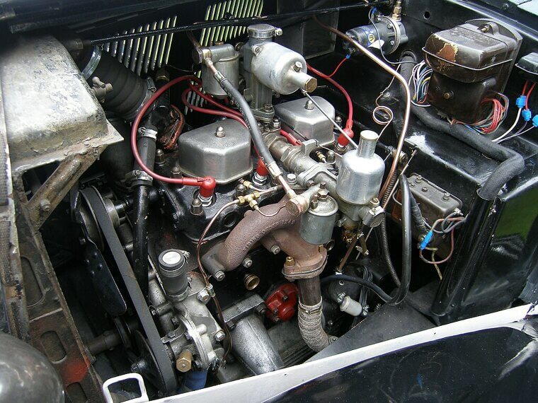 Adjusting or Replacing the Choke