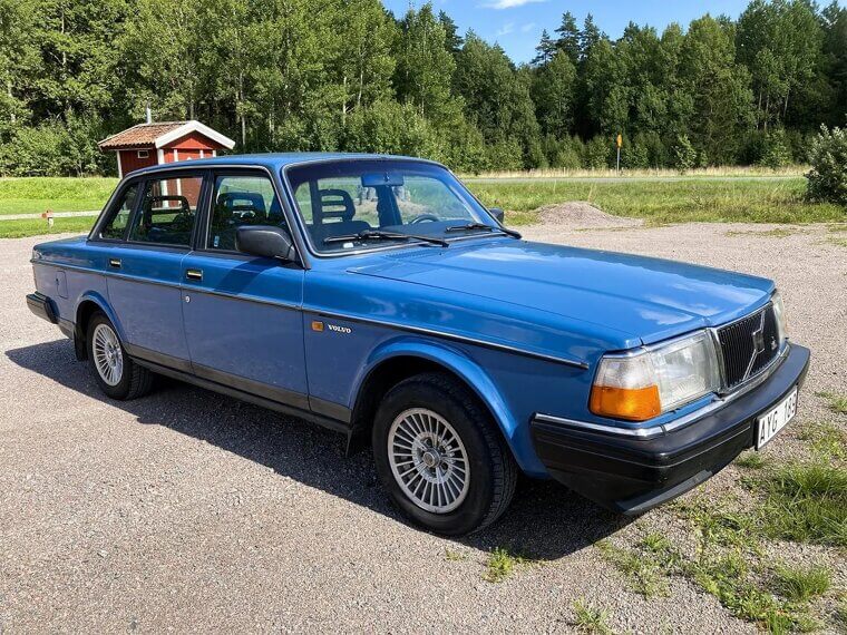 Volvo 240