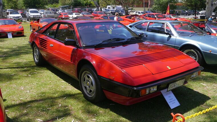 Ferrari Mondial 8
