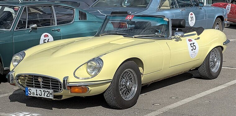 Jaguar E-Type (Series III V12)