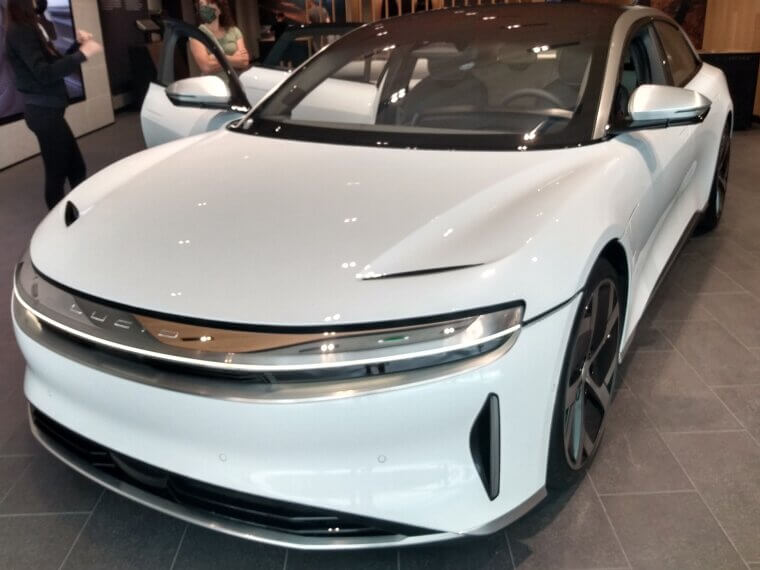 Lucid Air Dream Edition R: 520 Miles