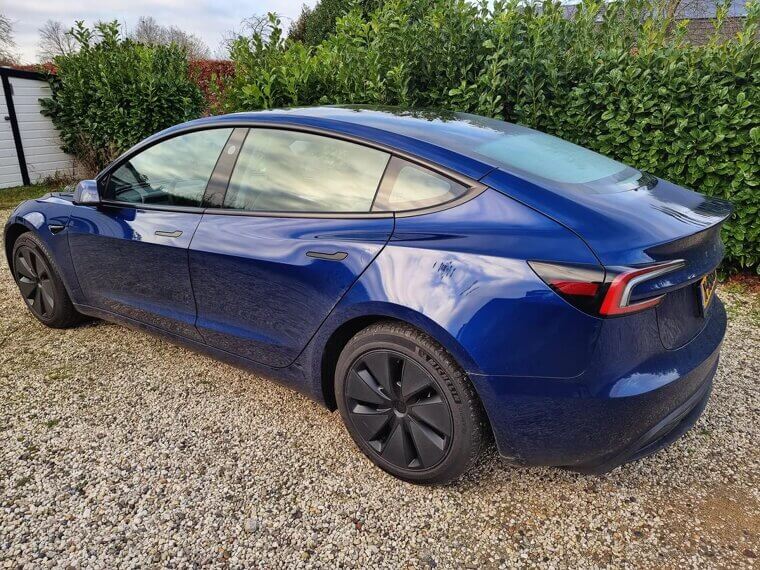 Tesla Model 3 Long Range: 358 Miles