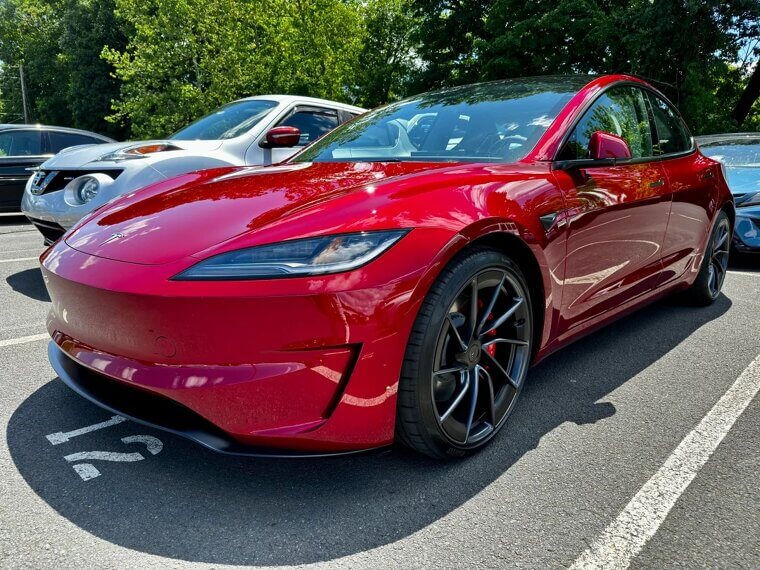 Tesla Model 3 Performance: 315 Miles