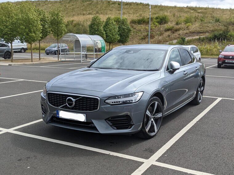 2022 Volvo S90