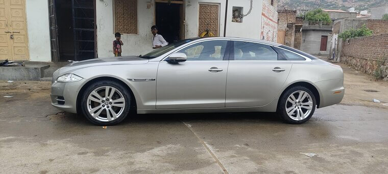 2022 Jaguar XJ