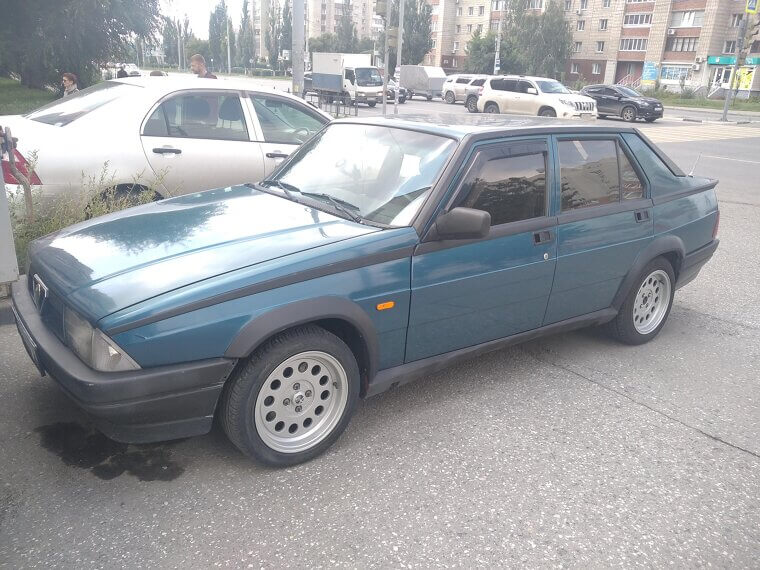 1985 Alfa Romeo 75