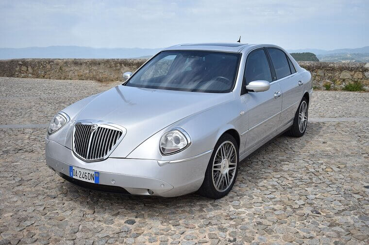 2001 Lancia Thesis