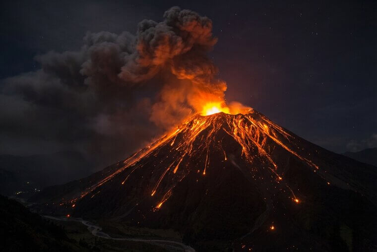 Tungurahua's "Throat of Fire" at Full Fury