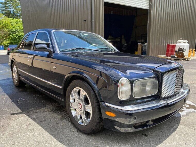 2002 Bentley Arnage Red Label: $25,900