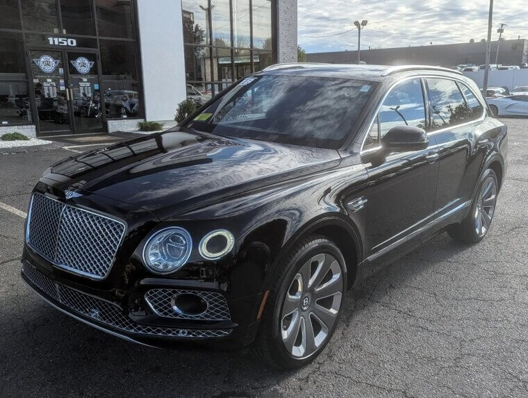 2018 Bentley Bentayga Mulliner Bespoke Commission AWD: $99,998