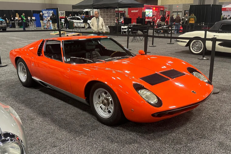 Lamborghini Miura (1966–1973)