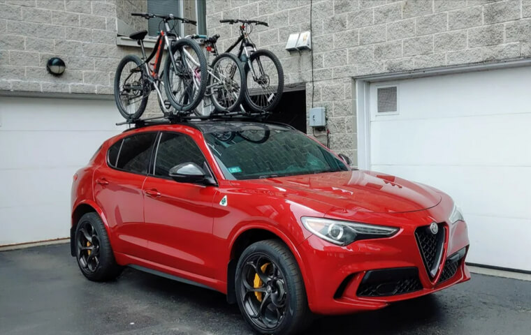Alfa Romeo Stelvio Quadrifoglio (2018–present)
