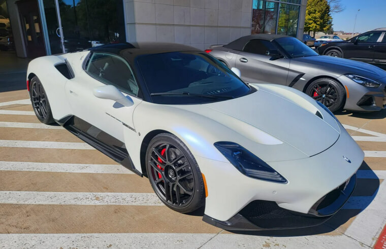 Maserati MC20 (2021–present)