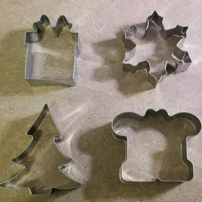 The Classic Tin Cookie Cutters
