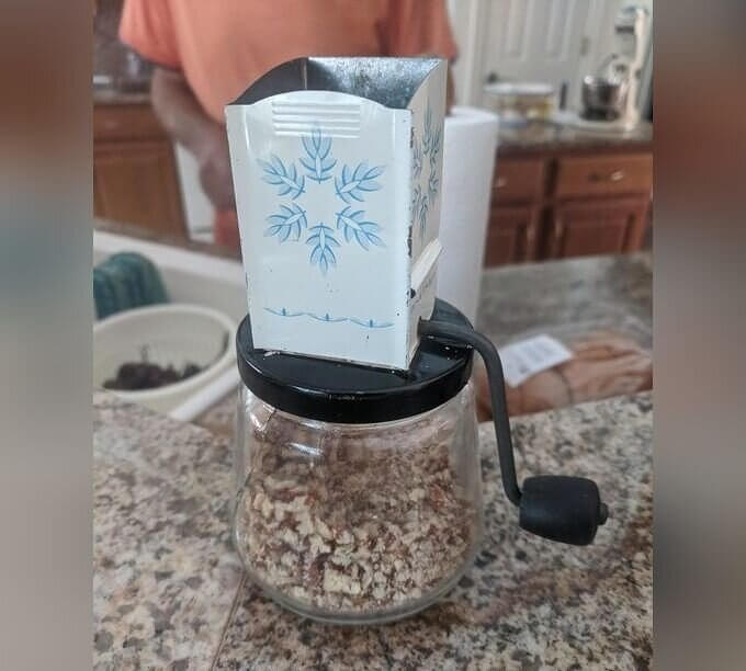 The Reliable Nut Chopper