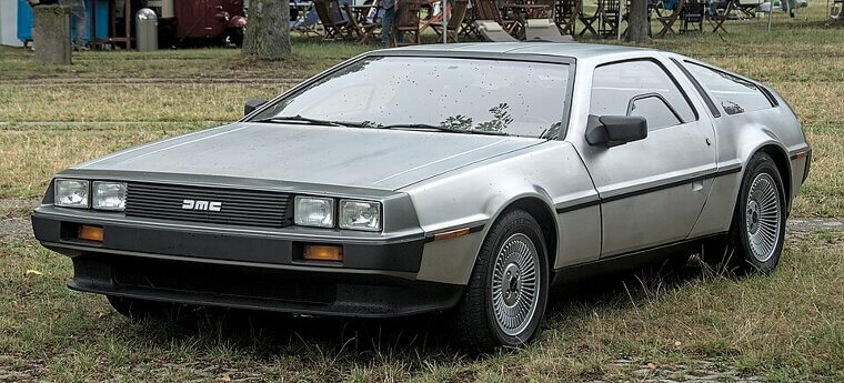 DeLorean DMC-12