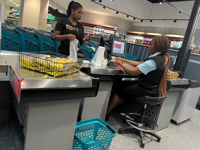 They Chat With the Cashier