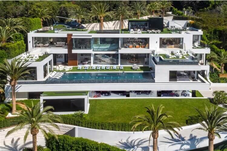 3. Mansão luxuosa em Bel Air - Califórnia, EUA