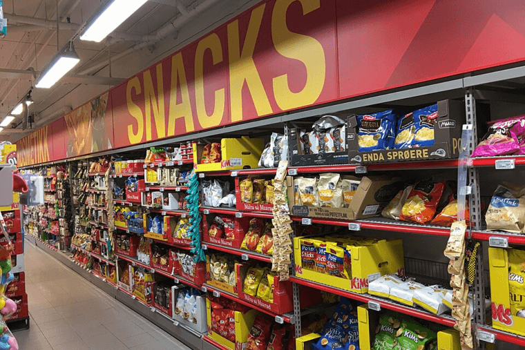 Snacks, Chips and Crisps