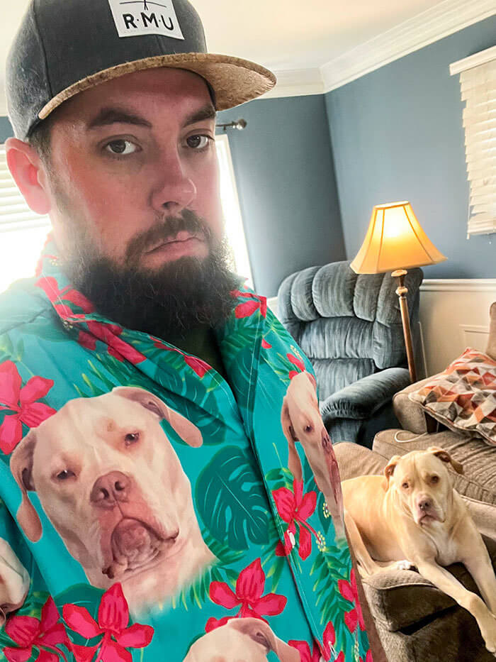 Hawaii Hound Shirt Disappointment in a Selfie
