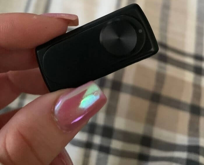 Gravador de Voz Escondido Bizarro