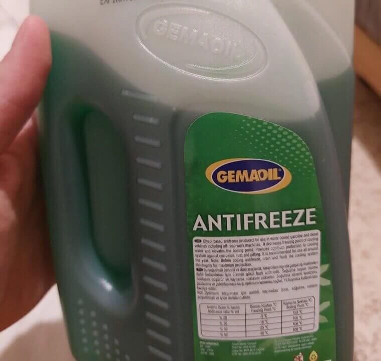 Topping up the Antifreeze