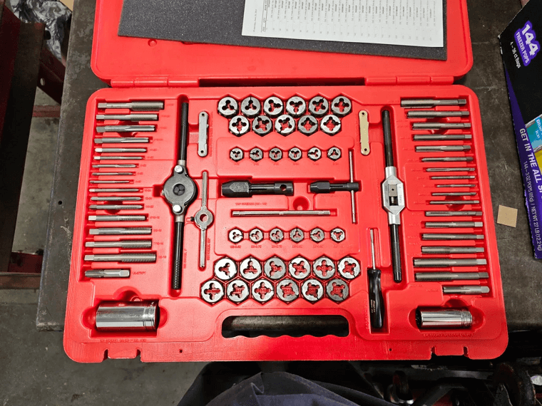 Tap and Die Set
