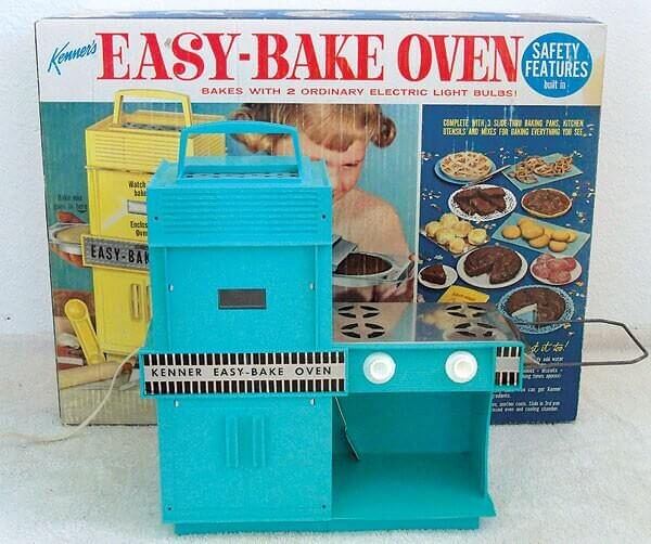 Easy Bake Oven for Tiny Chefs