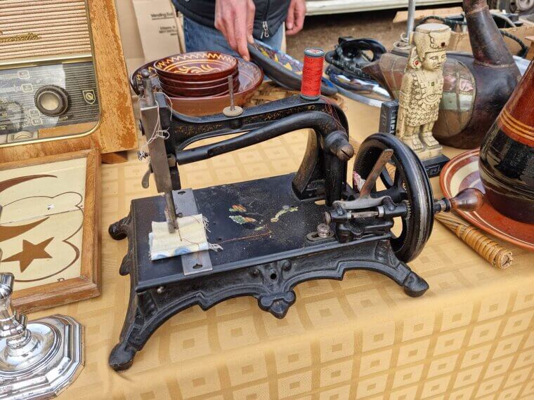 Sewing Style with the Suzy Homemaker Set