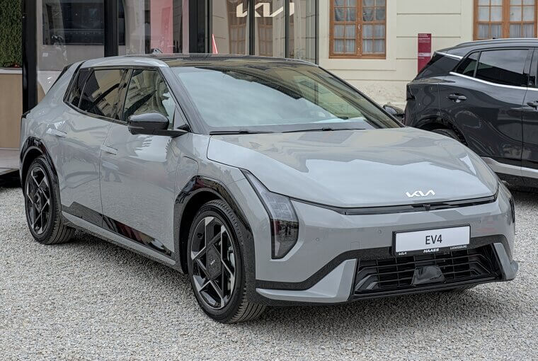 Kia EV4