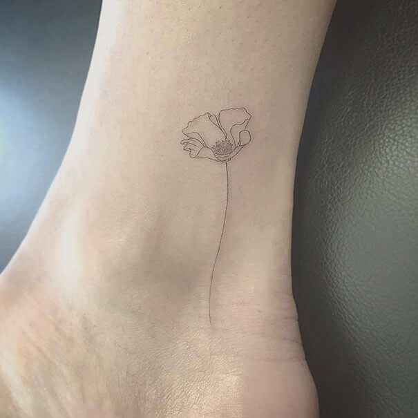Get More Inspiration With 50 Minimalist Tattoo Ideas 2020  Page 25 of 57   tracesofmybody com