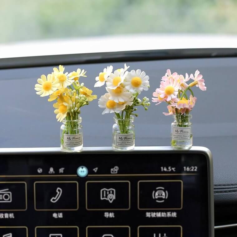 Daisy Car Decor - Cute Interior Accessories for Women