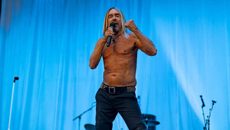 Iggy Pop Requested a Professional Bob Hope Impersonator Backstage